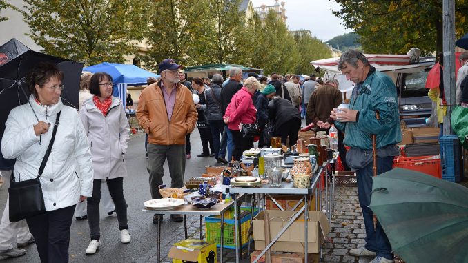 Mehr über den Artikel erfahren Vogtlandspiegel: Greizer trotzen dem Wetter und feiern ihr Neustadtfest